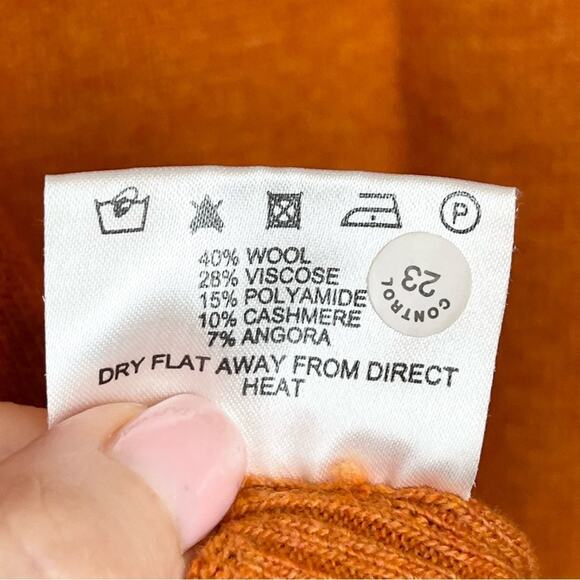 Barbour V-neck long sleeve sweater pullover wool blend women’s size 6 orange - Picture 7 of 7